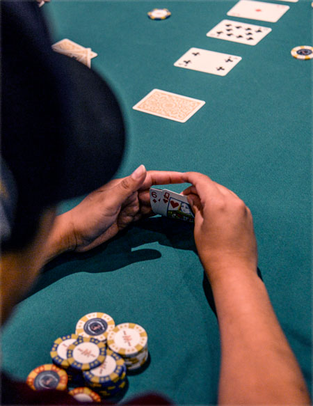 Organize Poker Tournaments 